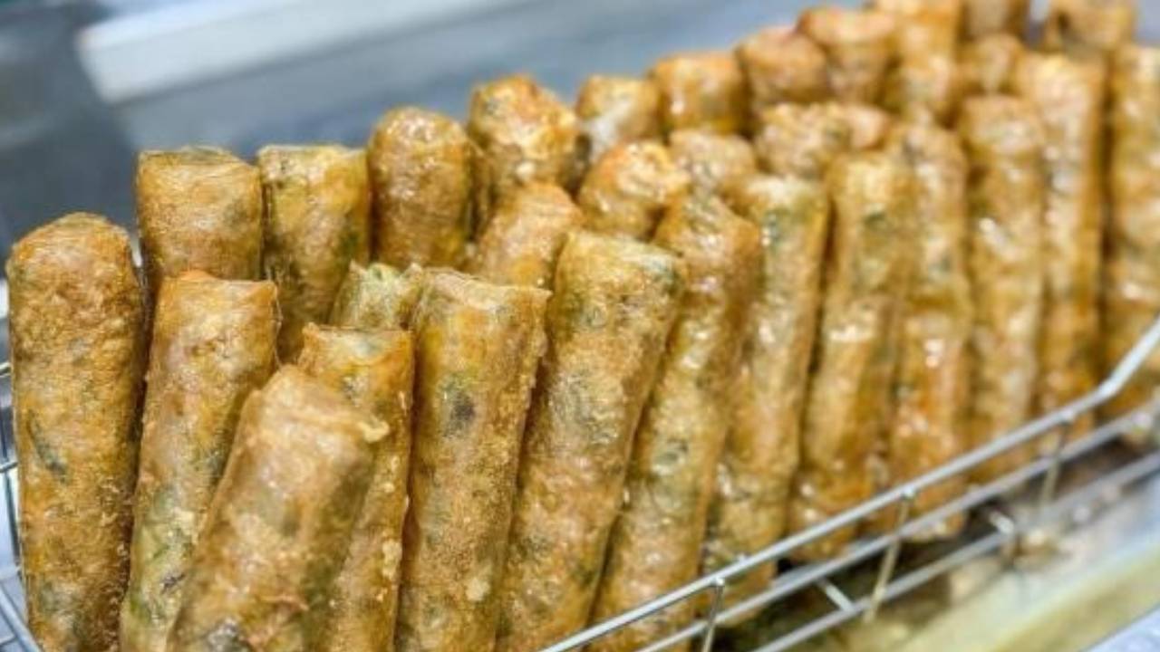 Làm nem rán đừng cho miến, thêm nguyên liệu này nem giòn tan vàng óng ...
