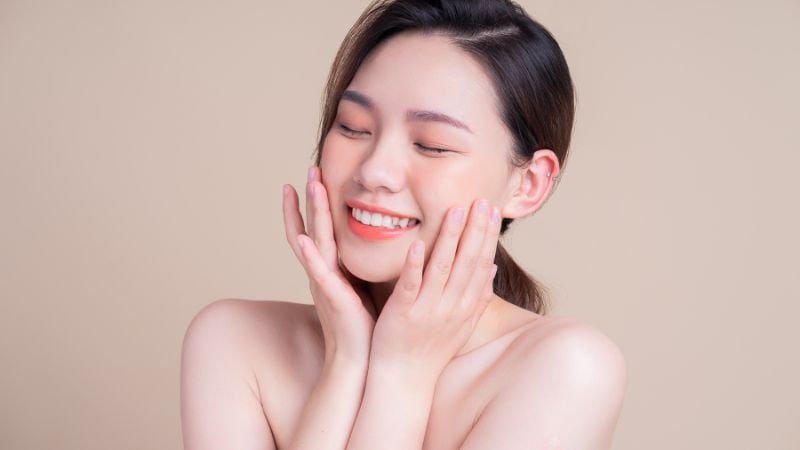 ครีมบำรุงผิวกลางคืนทำเองจากวัตถุดิบธรรมชาติ ช่วยเติมความชุ่มชื้นให้ผิวขณะนอนหลับ