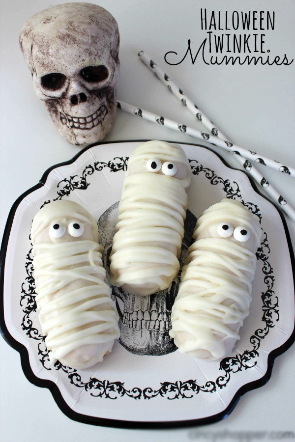 Hướng dẫn cách làm bánh quy hình xác ướp trong ngày Halloween