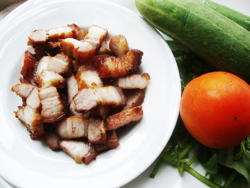 4.huong-dan-cach-lam-thit-chien-nuoc-mam-kieu-thai-phunutoday.vn 4.huong-dan-cach-lam-thit-chien-nuoc-mam-kieu-thai-phunutoday.vn