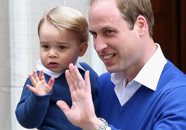 Hoàng tử George và cha William.