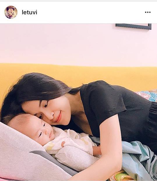 Tháng 6/2018, Tú Vi từng chia sẻ hình ảnh con gái nhưng mau chóng xoá sau vài phút đăng tải.