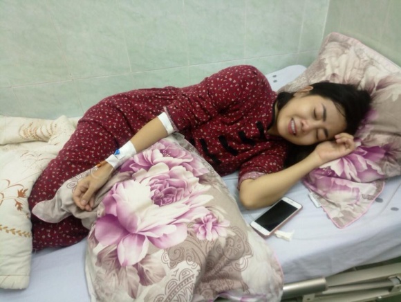 Hình ảnh Mai Phương ở bệnh viện điều trị.