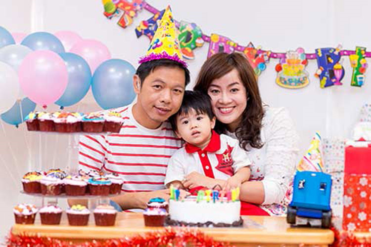 Vợ chồng Thái Hòa hiện có một cậu con trai chung tên Nemo.