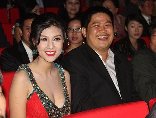 Kim Thư, Phước Sang đều góp mặt trong tiệc cưới của đồng nghiệp thân thiết.