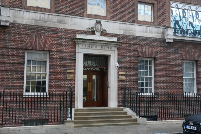 Bệnh viện St. Mary, London nơi Công nương Kate Middleton 3 lần sinh nở trước đó.