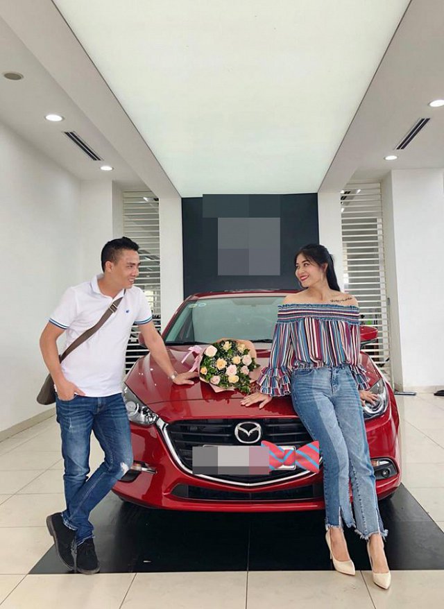 Nguyễn Hoàng Linh rao bán chiếc xe mà Mạnh Hùng mua tặng cô cách đây không lâu. 