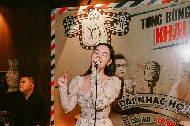 Phạm Quỳnh Anh xuất hiện trong một sự kiện mới đây và nhắc về chồng cũ một cách bình thản hơn.
