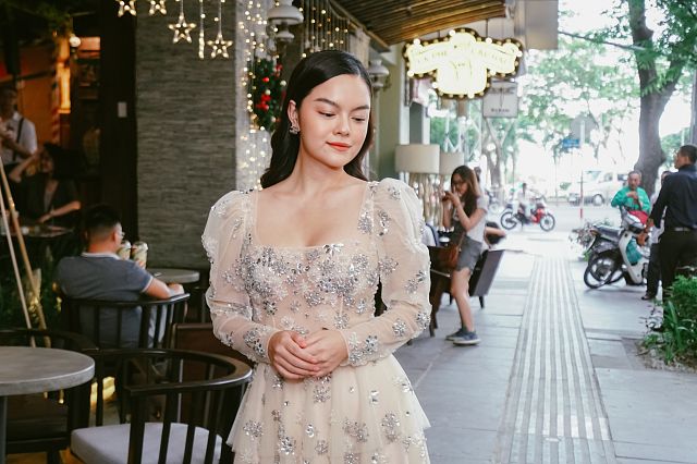 Bà mẹ một con ngày càng xinh đẹp, hậu ly hôn.