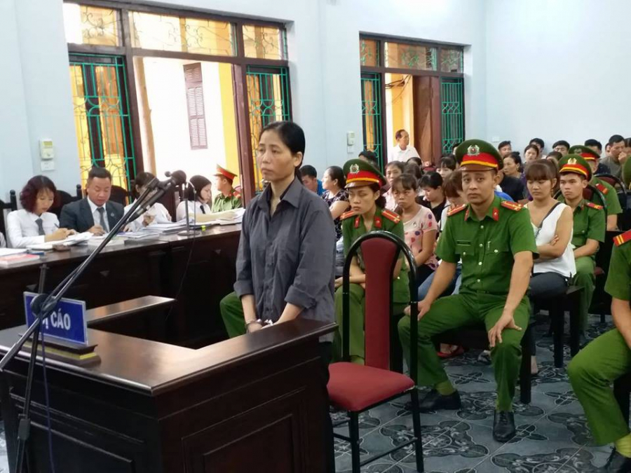 Bị cáo Hoàng Thị Hiền tại phiên tòa sơ thẩm    