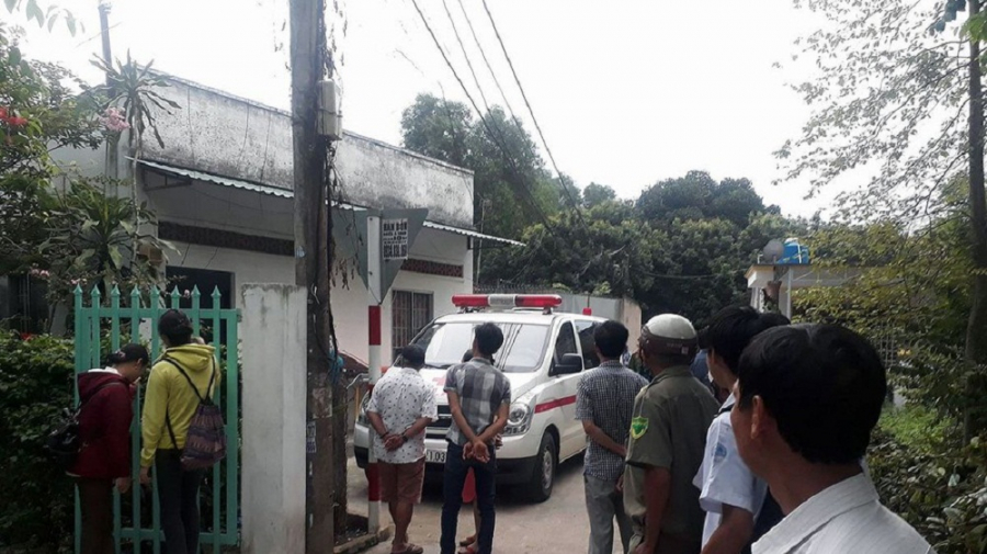 Cơ quan điều tra đang tích cực làm rõ nghi án mẹ giết hại hai con tại nhà ở Kiên Giang. 