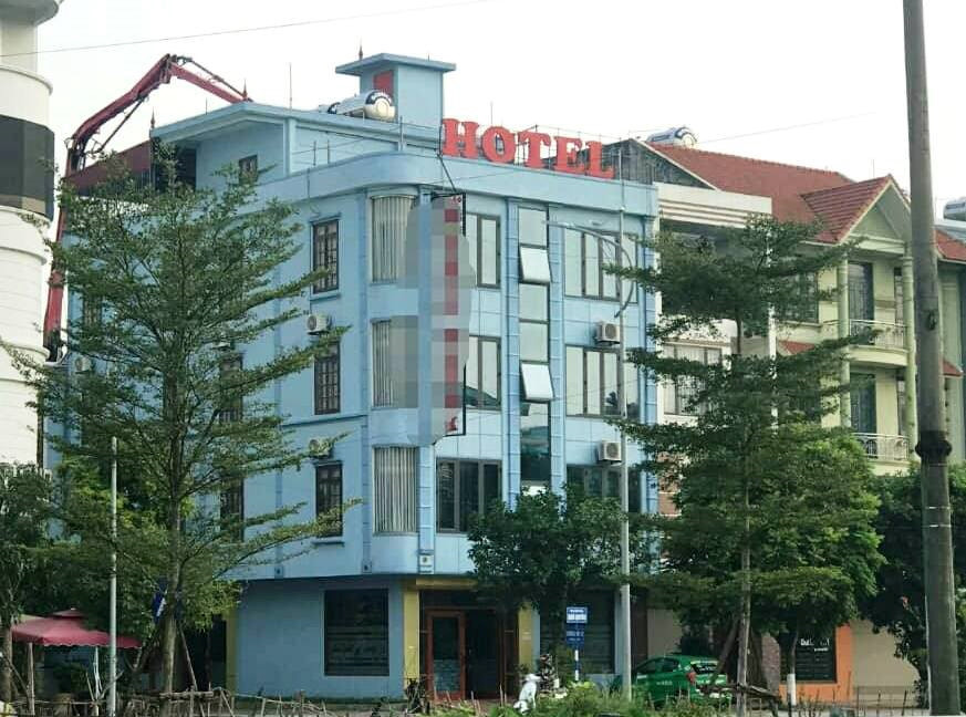 Khách sạn nơi xảy ra vụ việc nữ sinh bị xâm hại.