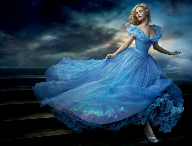 11 bí mật gây “sốc” về chiếc váy của nàng Lọ Lem Cinderella | VTV.VN