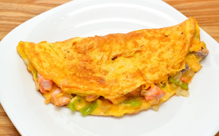 728px-Make-a-Salmon-Omelette-Intro