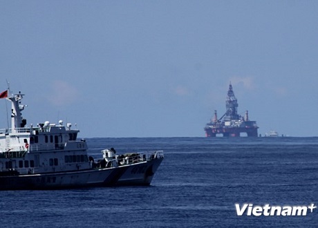 Trung Quốc hạ đặt trái phép giàn khoan Hải Dương 981 trên vùng đặc quyền kinh tế VN