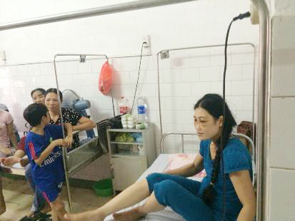 Người vợ bị đánh đập dã man, châm kim vào vùng kín tại Bệnh viện 