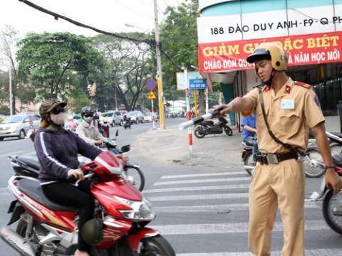 mũ bảo hiểm rởm