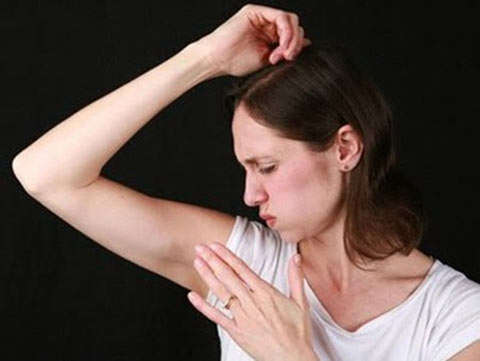 Mùi cơ thể có thể từ dưới cánh tay hoặc ở chân, mùi từ tóc, từ tuyến mồ hôi.