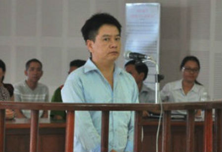 A Lin tại phiên tòa xét xử
