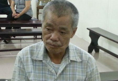 Nguyễn Tất Đan tại phiên tòa xét xử