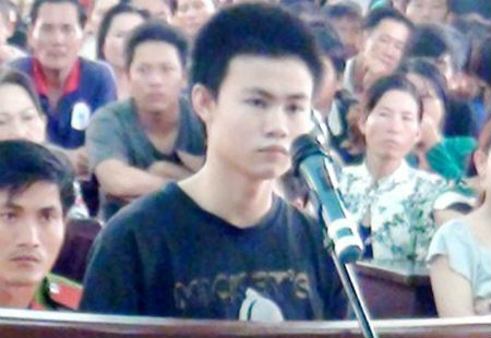 Tử tù Trần Ngọc Minh tại phiên tòa xét xử