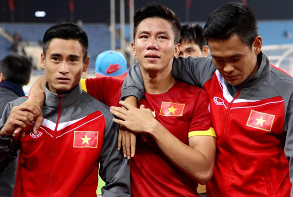 Vietnam football failures: Hãy cùng xem lại những trận đấu đầy nỗ lực của đội tuyển Việt Nam và cảm thấy sự bứt phá sau mỗi thất bại. Những hành động, cảm xúc, tài năng của các cầu thủ chắc chắn sẽ khiến bạn cảm phục và tin tưởng vào tương lai của bóng đá Việt Nam.