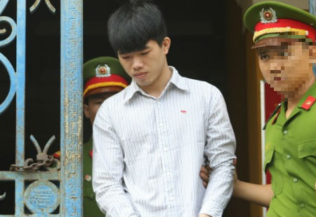 Phạm Văn Đầy tại phiên tòa xét xử 
