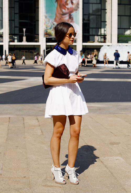 12 cách mặc váy trắng sành điệu cho bạn gái