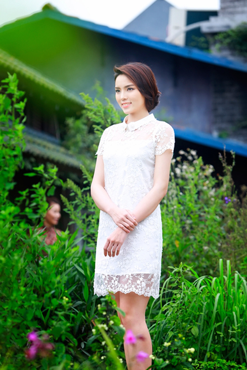 Váy suông dịu mát bạn thân mùa hè của mỹ nhân Việt