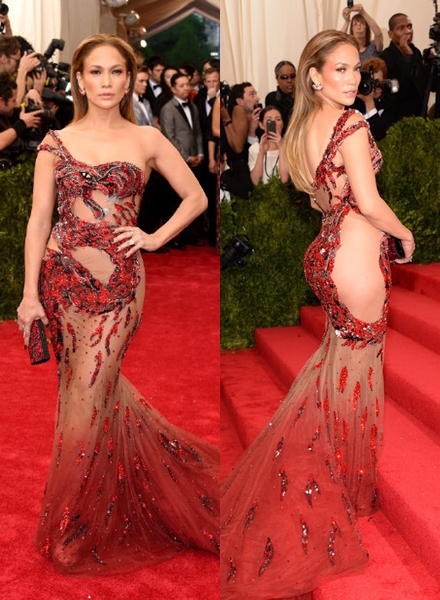 Những bộ váy hở của Jennifer Lopez