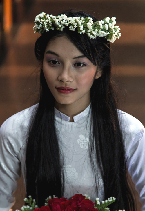 Cận cảnh nhan sắc con gái nữ hoàng phim nóng Việt Nam