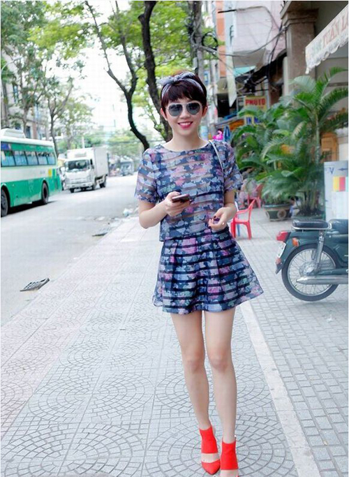 Sao Việt chuộng mặc gì trong mùa hè nóng bức