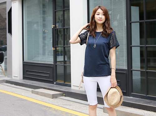 Mách bạn gái mặc đẹp với áo phông phong cách Hàn hot nhất 2015