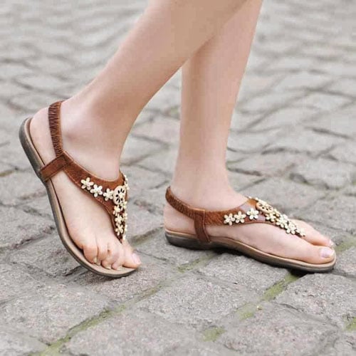 10 kiểu sandal đẹp khiến phái đẹp mê mẩn trong hè này