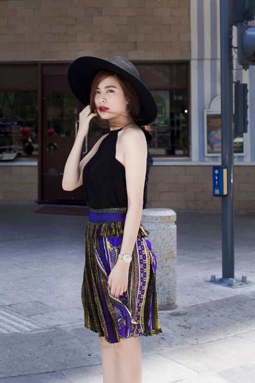 Học lỏm cách mix đồ street style chất lừ như Hoàng Thùy Linh