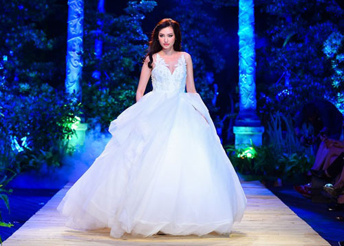 BST thời trang cưới siêu quyến rũ của NTK Chung Thanh Phong