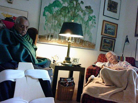 Cặp vợ chồng yêu nhau gần 90 năm và qua đời gần như cùng lúc 6