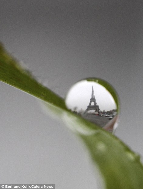 Nước mắt cho Paris - Bộ ảnh nhắc nhở về một Paris kiên cường 10
