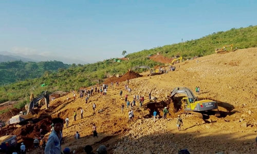 Sập mỏ ngọc ở Myanmar: Hơn 300 người thương vong 