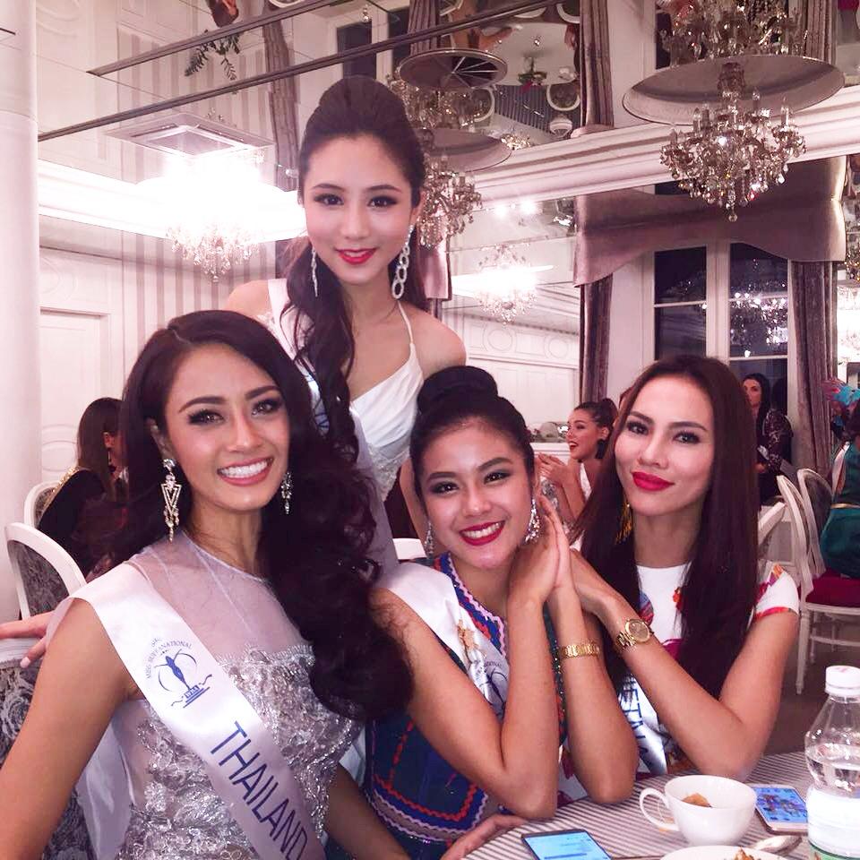Lan Khuê xinh đẹp tại Miss World, Lệ Quyên bị chê diện đồ 'quê' 5