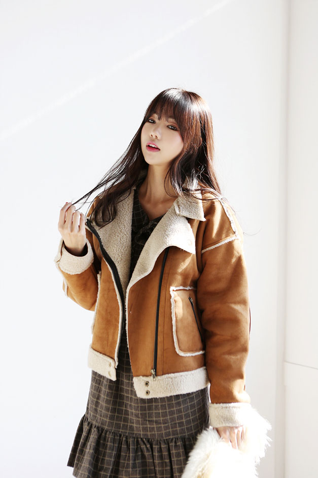 Áo khoác lông cừu ấm áp phong cách Hàn cho cô nàng mùa đông