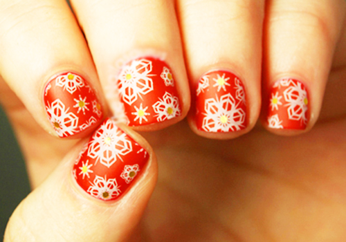 Đón Giáng sinh với những mẫu nail đẹp lung linh đang là hot trend năm nay