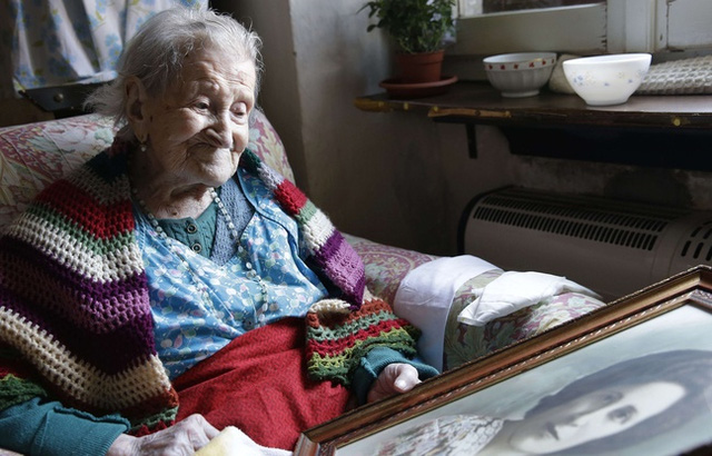   Cụ bà Emma Morano vừa tròn 116 tuổi ngày 29/11. Ảnh: 20 Minutes.  