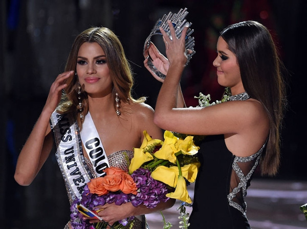 Sững sờ khi người dân Colombia đốt hình nộm Hoa hậu Philippines