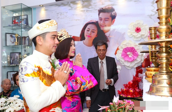 Những hình ảnh đẹp nhất trong đám cưới của Vân Trang