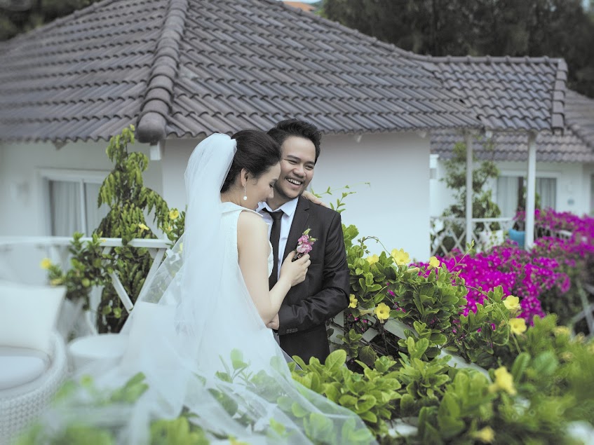 Trọn bộ ảnh cưới siêu lãng mạn của Á hậu Trang Nhung