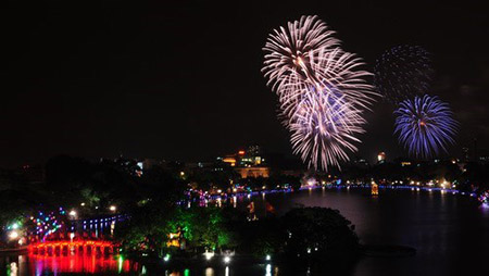 Điểm bắn pháo hoa Tết âm lịch 2016 tại Hà Nội