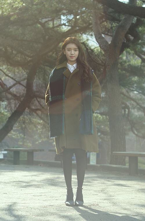 Style đi học ngày lạnh vẫn long lanh của nữ sinh Hàn