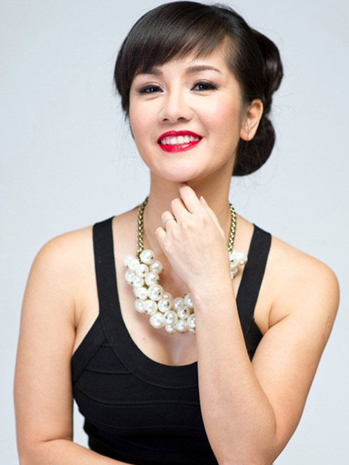Điểm mặt những người đẹp trải qua 2 lần đò trong showbiz Việt