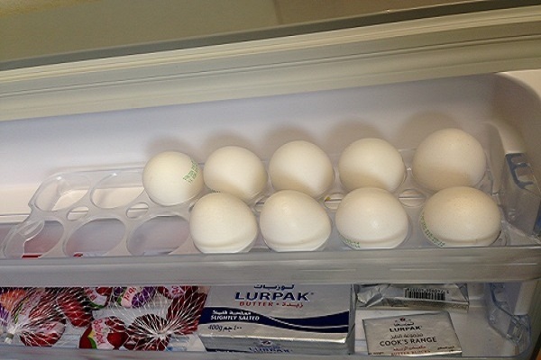 Bỏ trứng ở cánh cửa tủ lạnh là bạn đang hại chính gia đình mình